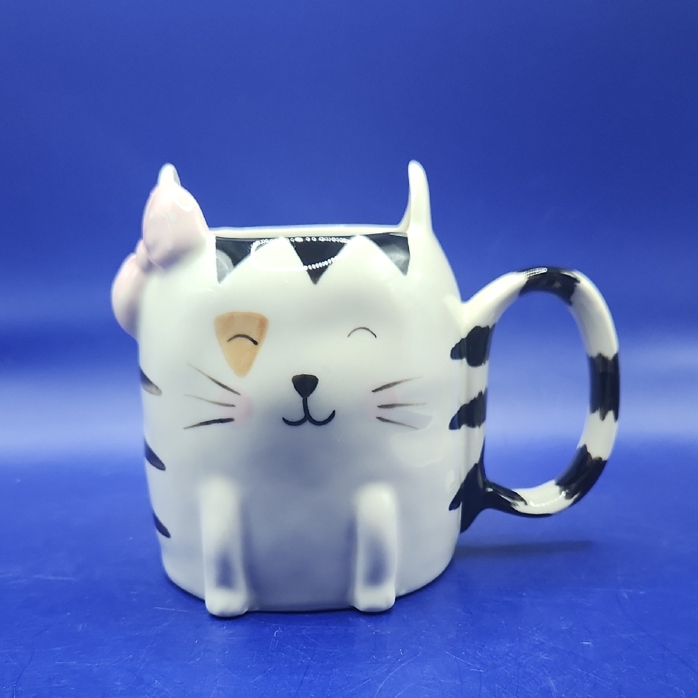 Best Friends Collection  Cat Ceramic Mug